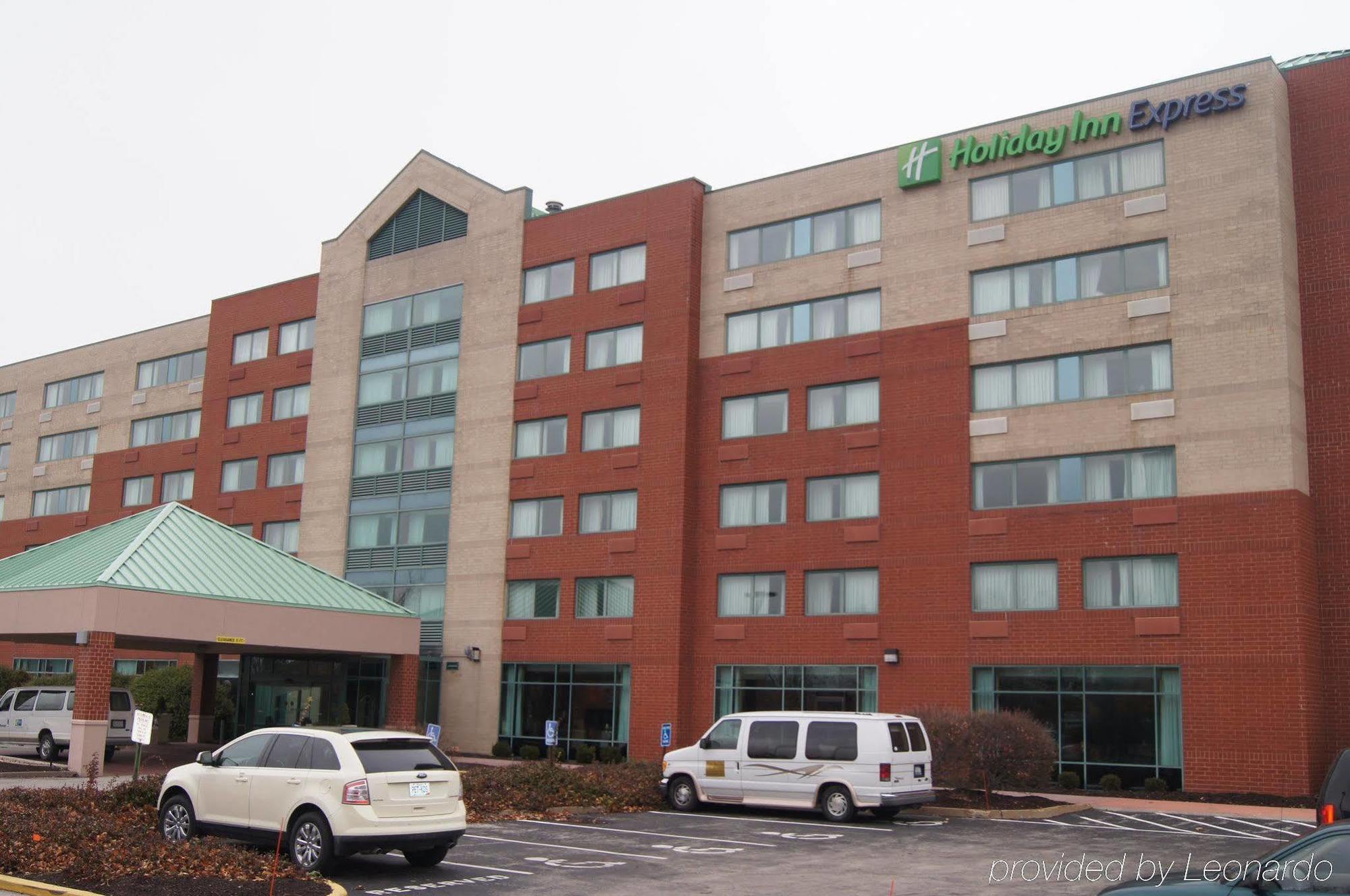 Elimwood Hotel, A Ramada By Wyndham Hotel